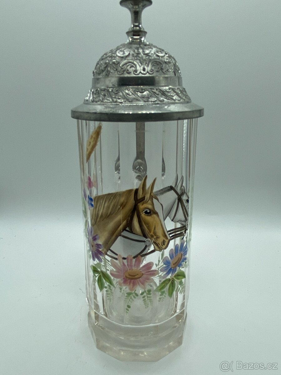 Sběratel nabízí staré skleněné korbele - 10