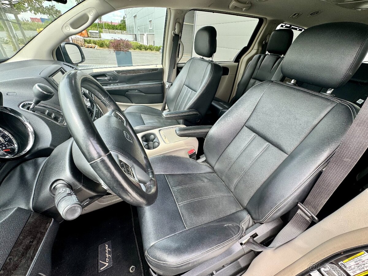 LANCIA VOYAGER 2.8CRD GOLD STOWnGO 7 míst - 10