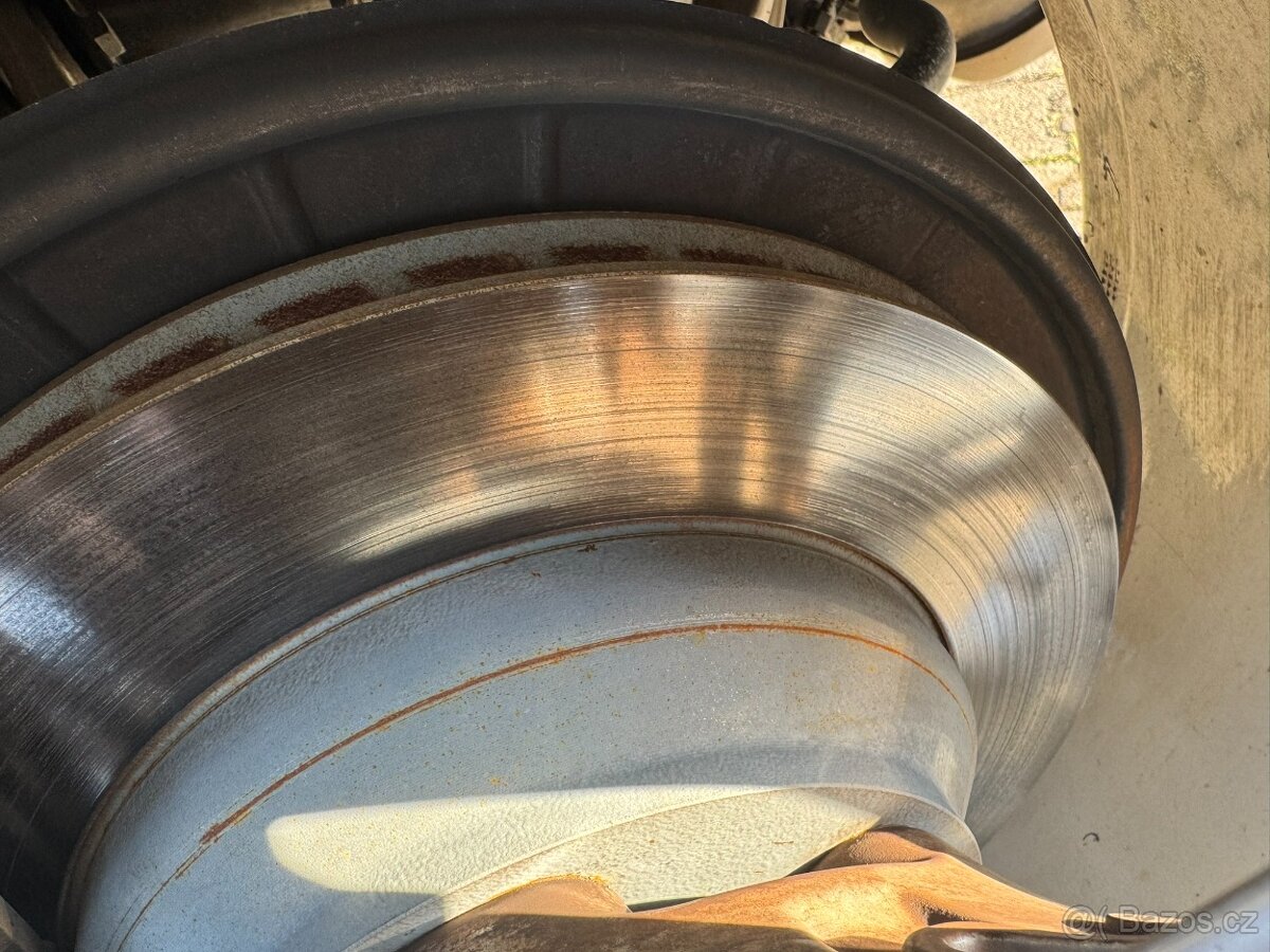 Porsche Cayenne PLATINUM 4X4 3,6i 220 KW DPH - 10