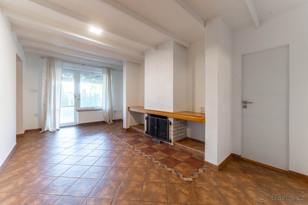 Dům 7+2 | 200m2 | Zlín-Podhoří - 10