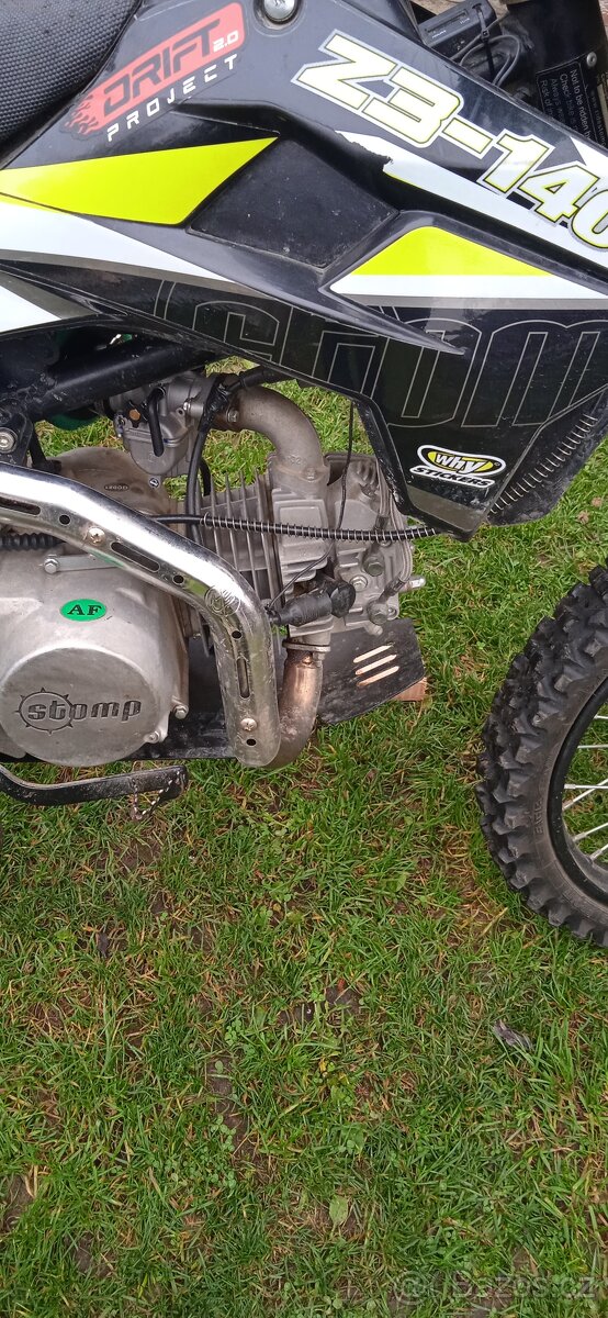 Motorka pitbike Stomp Z3 140 - 10