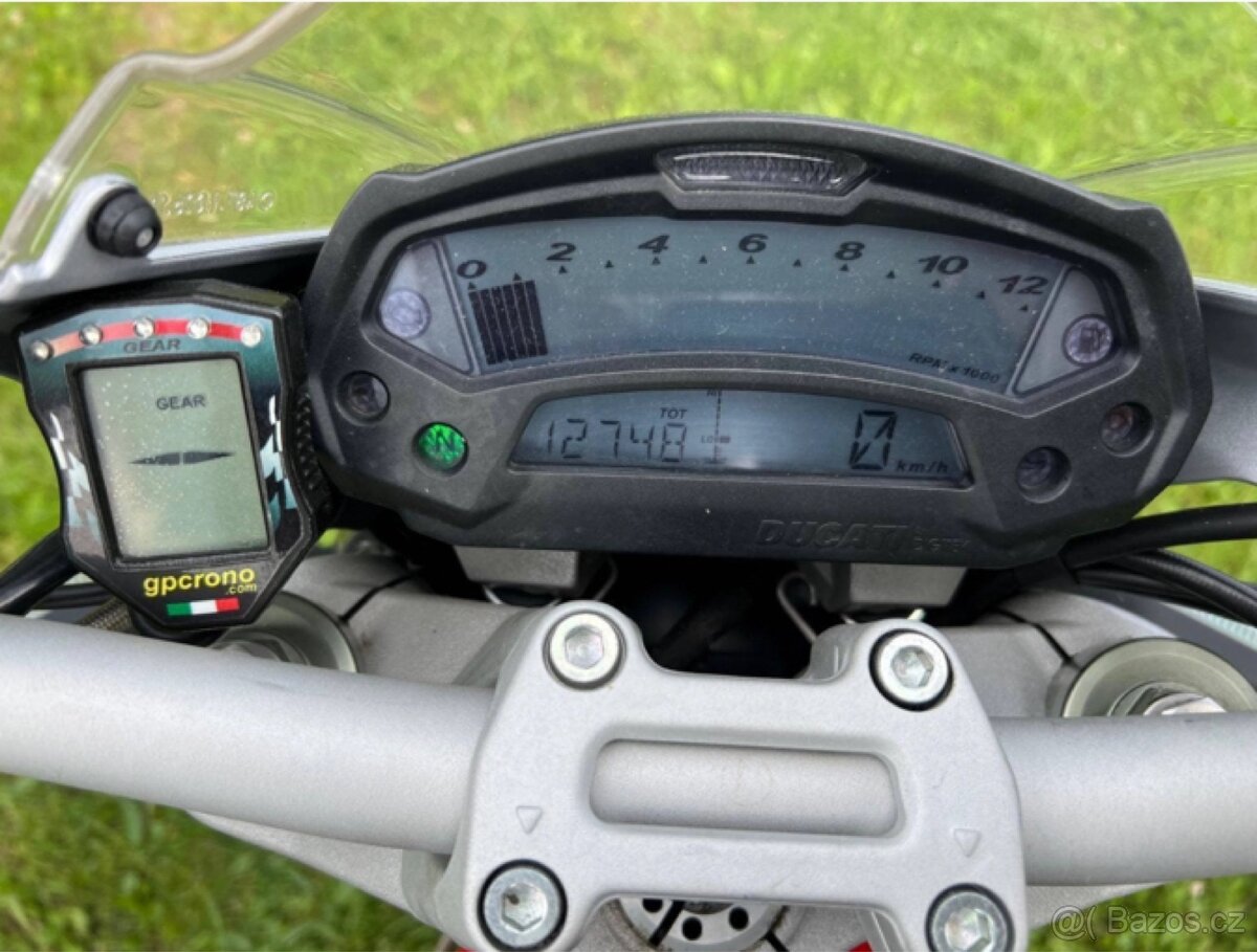 Prodám DUCATI MONSTER 1100 - 10