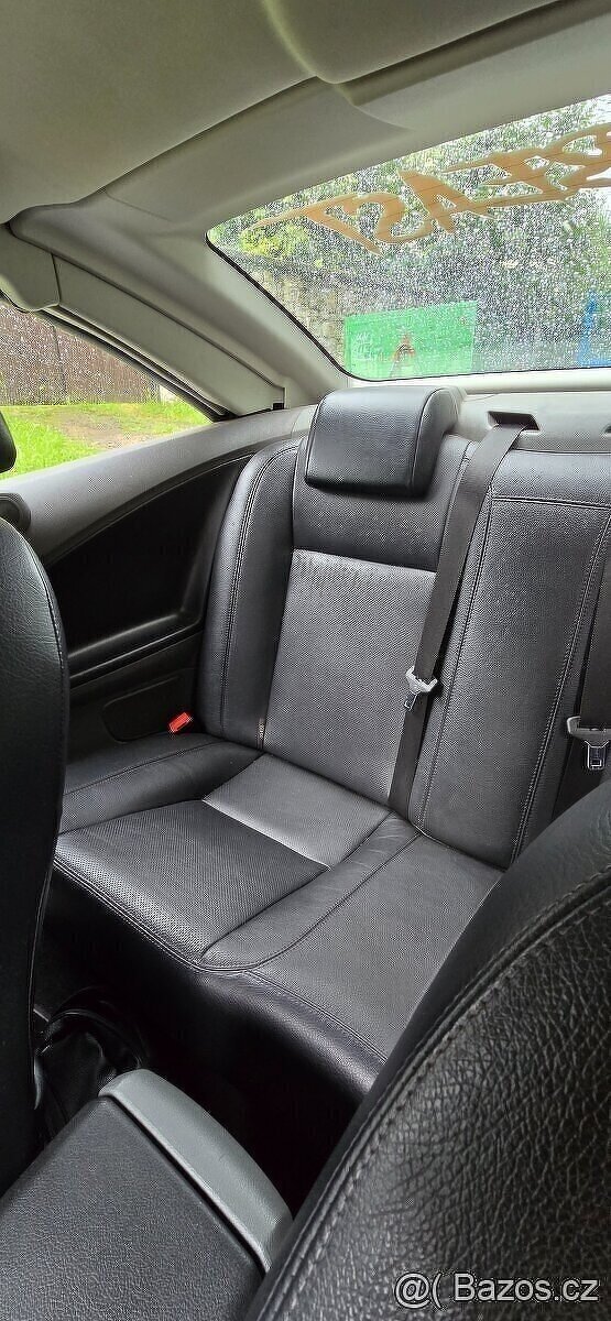 Ford Focus Cabrio 2.0i . Výměna možná - 10