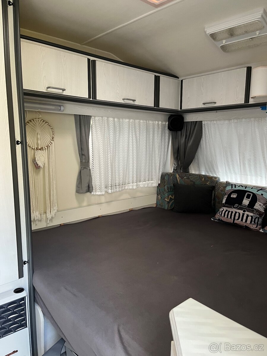 Karavan CHATEAU 380 - 10