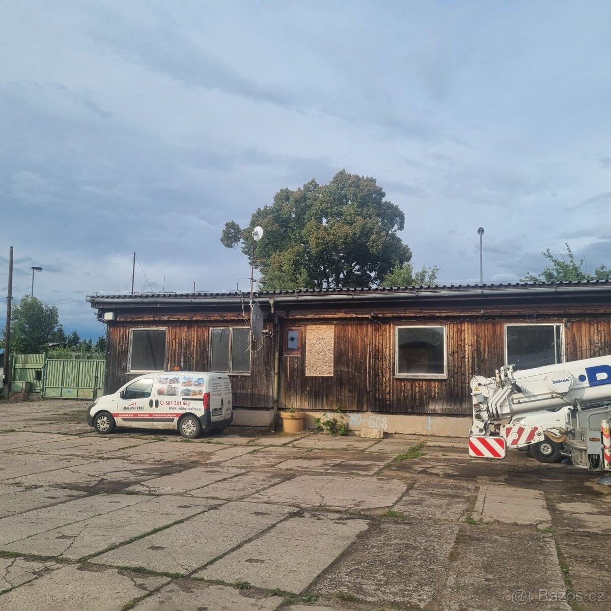 Pronájem nebytových, skladovacích prostor - 10