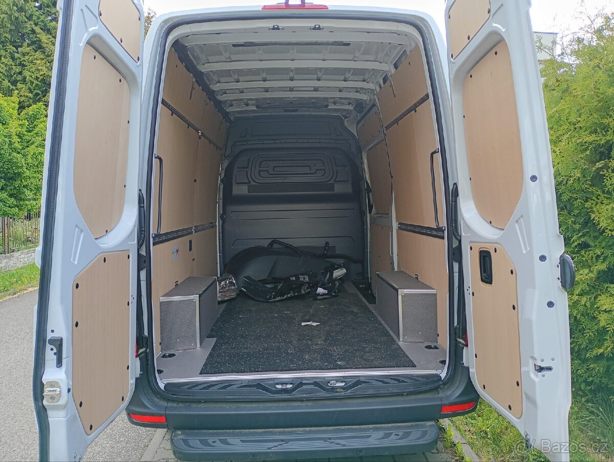 Mercedes Benz sprinter 2025 CDI - 10