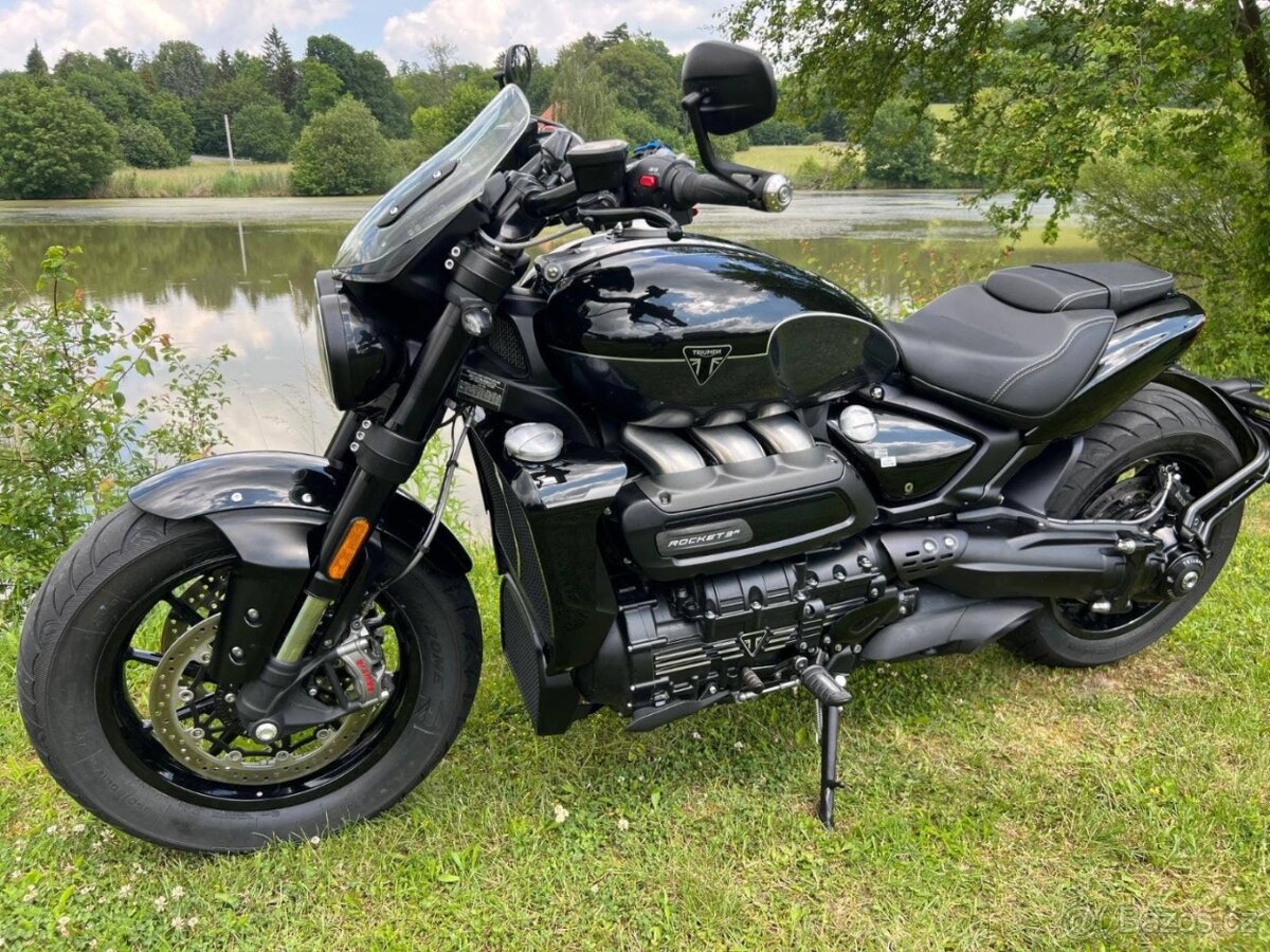 Triumph Rocket 3 R STORM 2024 - 10