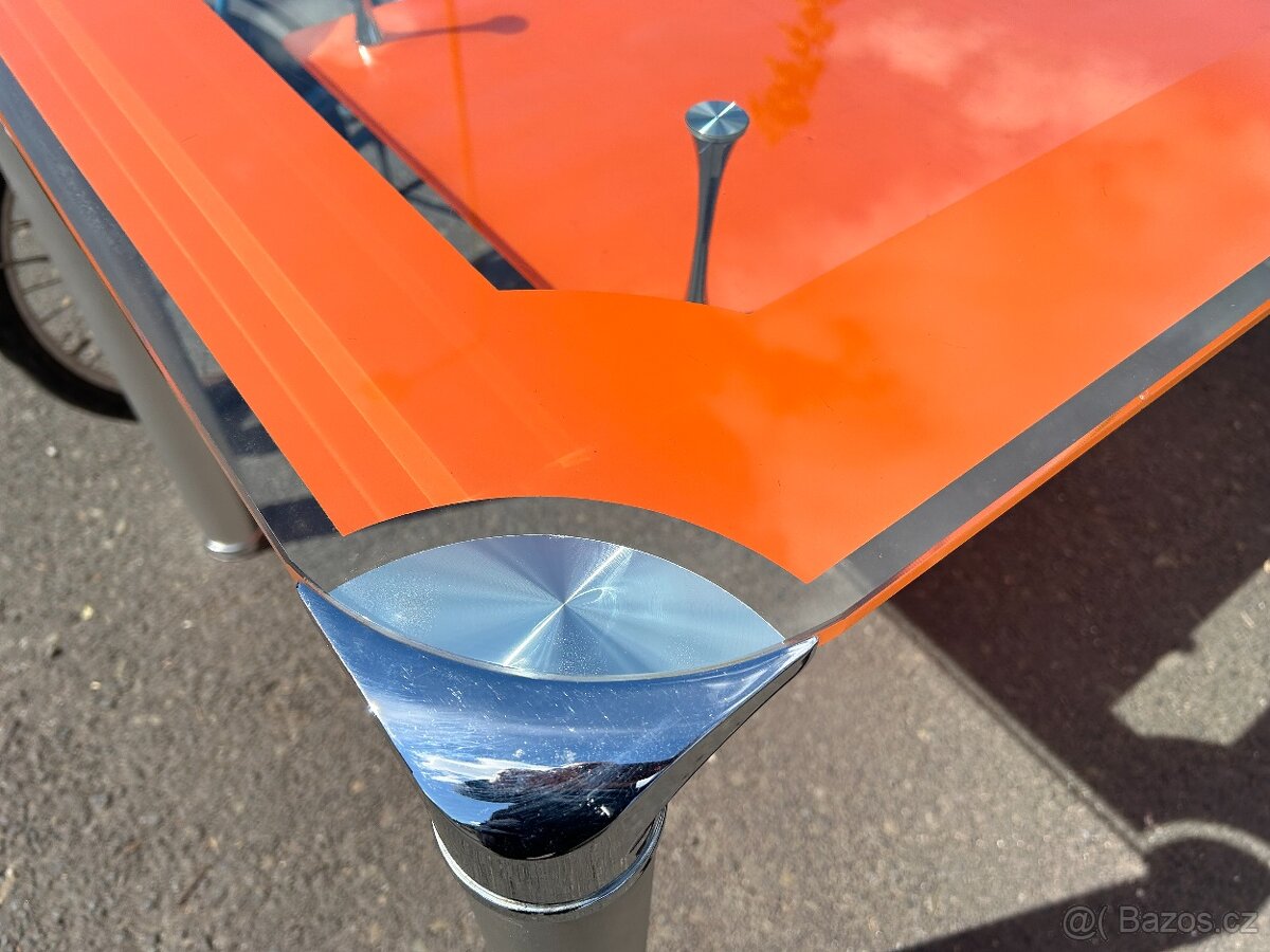 skleněný stůl - 10