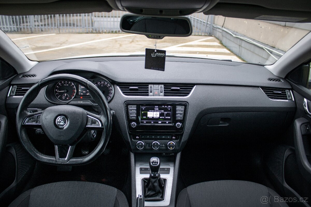 Škoda Octavia Combi 2.0 TDI Ambition 4x4 - 10