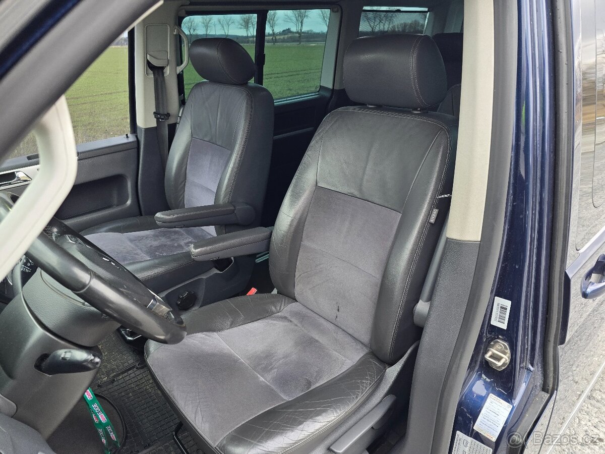 VW Multivan T5.1 2.0TDi Highline - 10