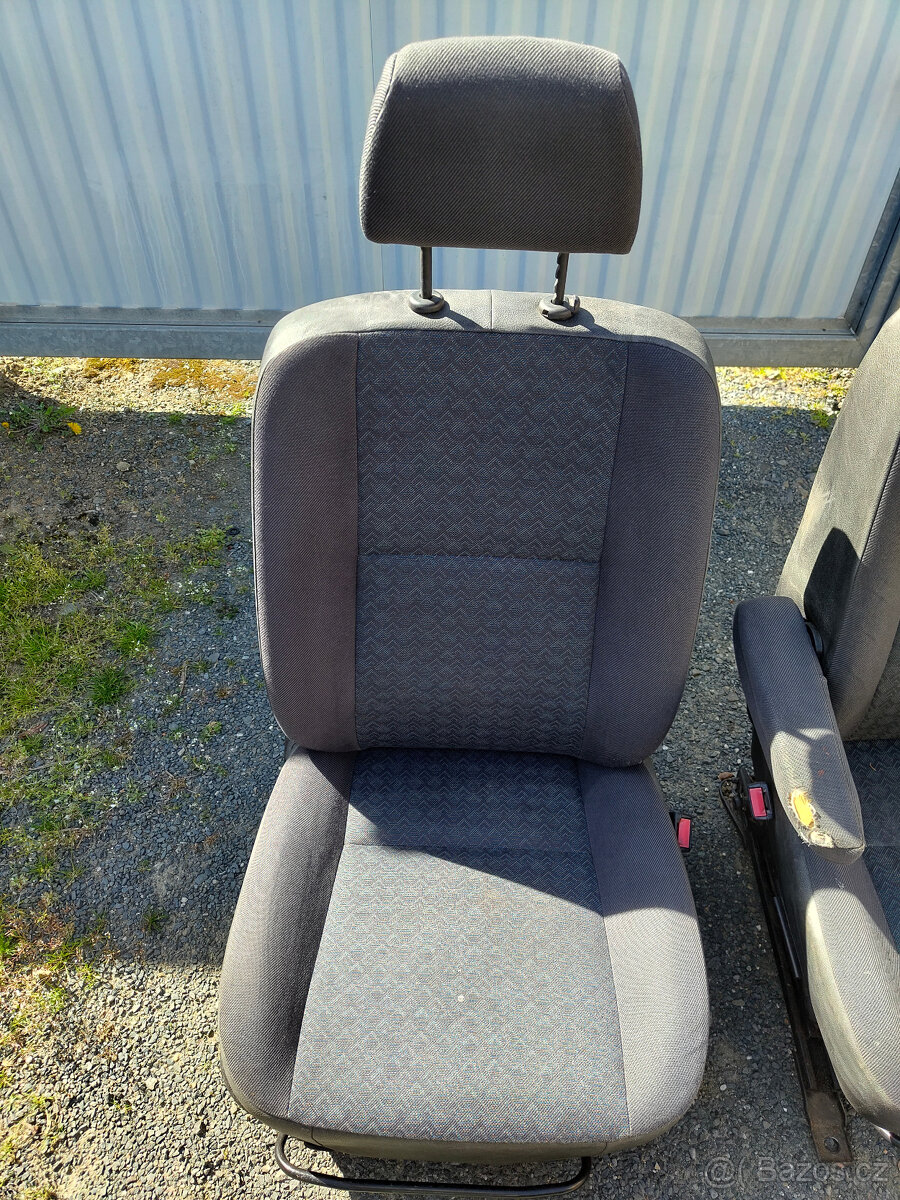 Přední sedačky Connect Tourneo / Transit - 10