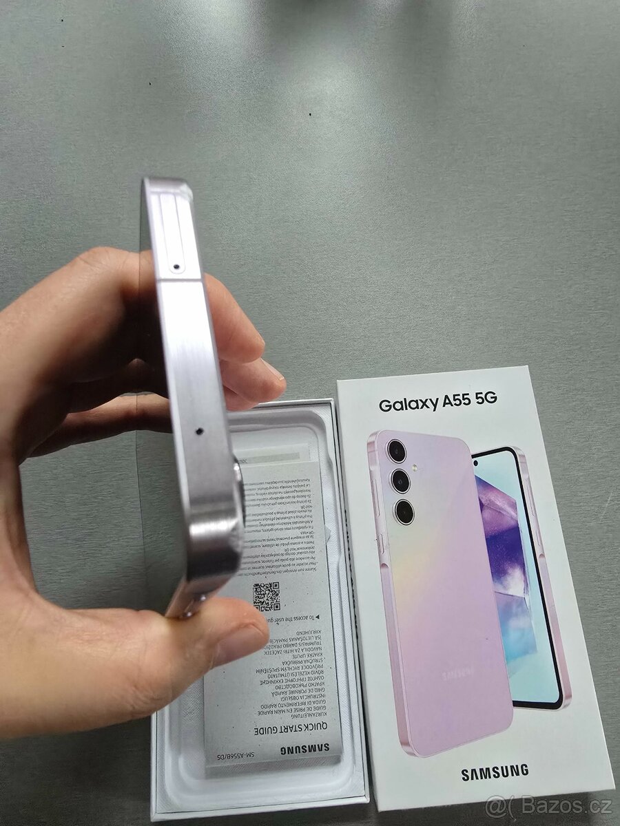 Galaxy A55 5G ve variantě 8 GB RAM / 256 GB - 10
