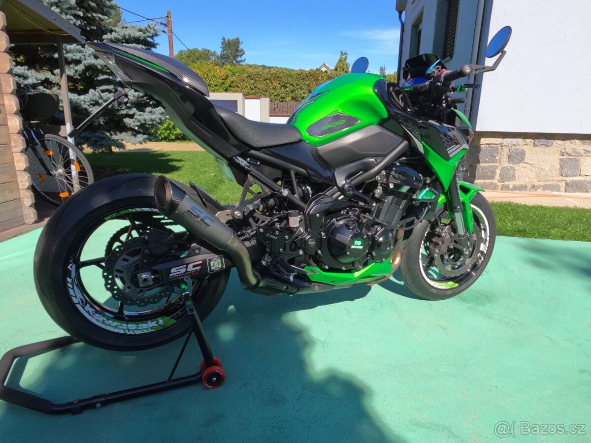 Kawasaki Z 900 - 10