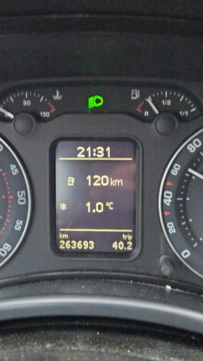 Škoda Octavia 2 1.9TDi 77kW, manuál, 1.majitel - 10