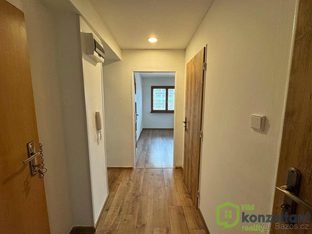 Pronájem bytu 3+1 s balkónem, 56 m², Moravská Ostrava - ulic - 10