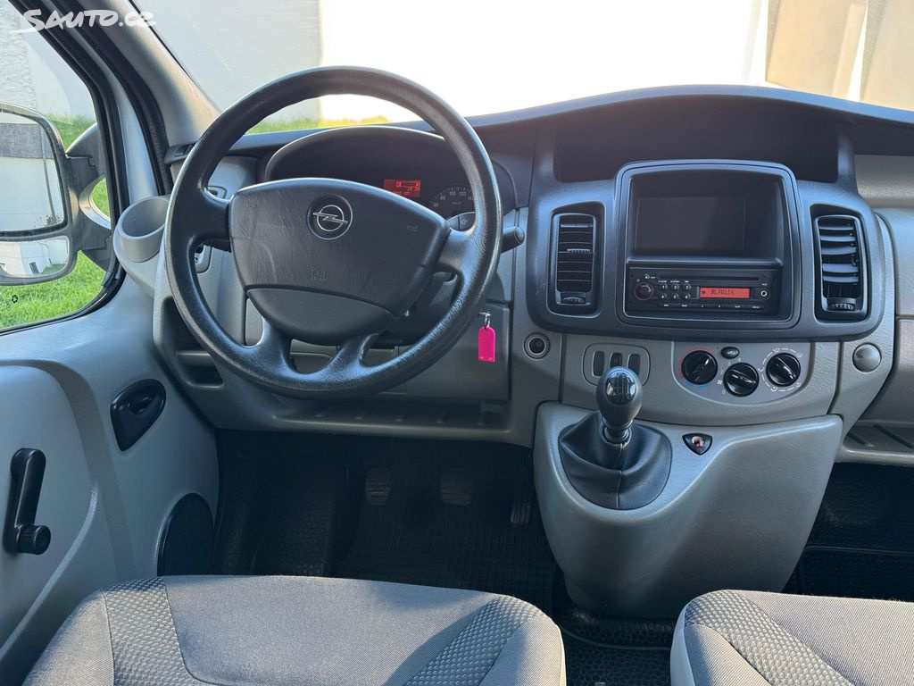 Opel Vivaro, 2.0,9MÍST,STK 03/2028 - 10