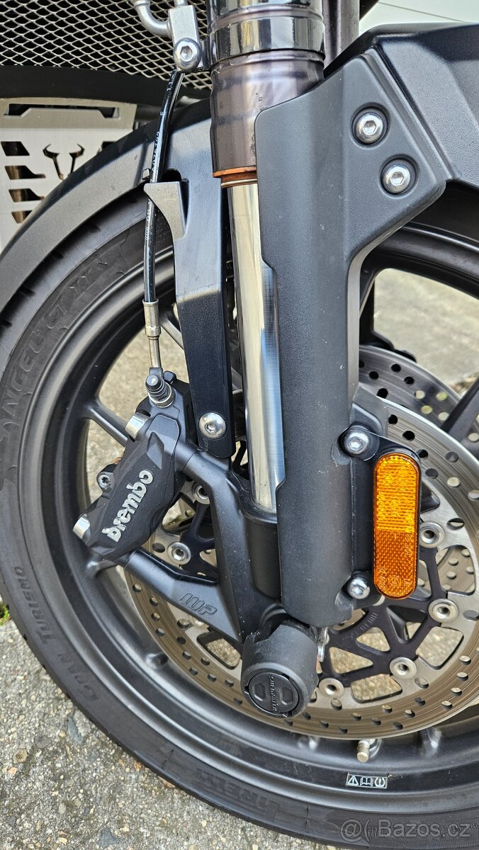 Triumph Explorer XRT Tiger1200 - 10