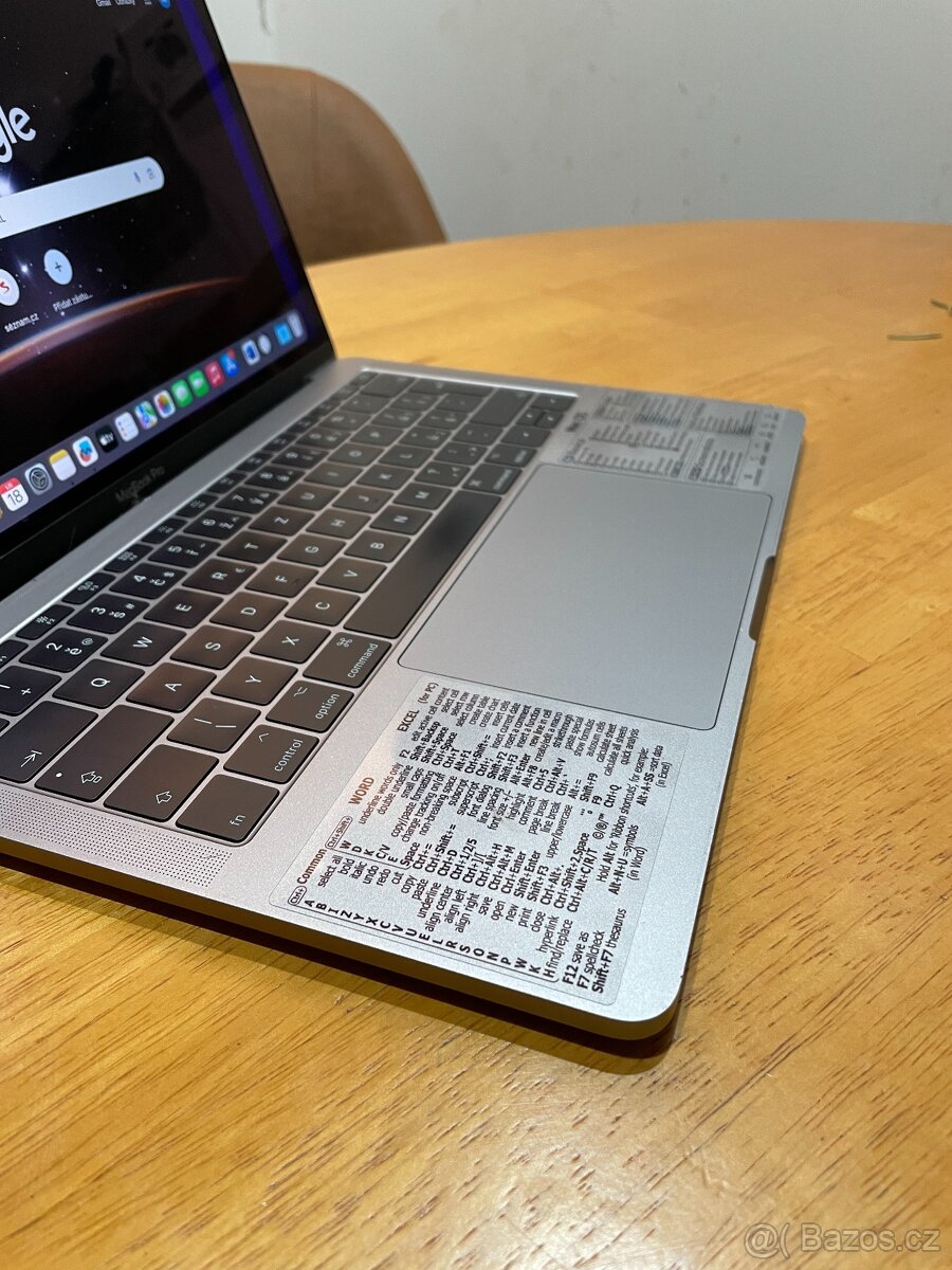 APPLE PC - MacBook Pro - 10