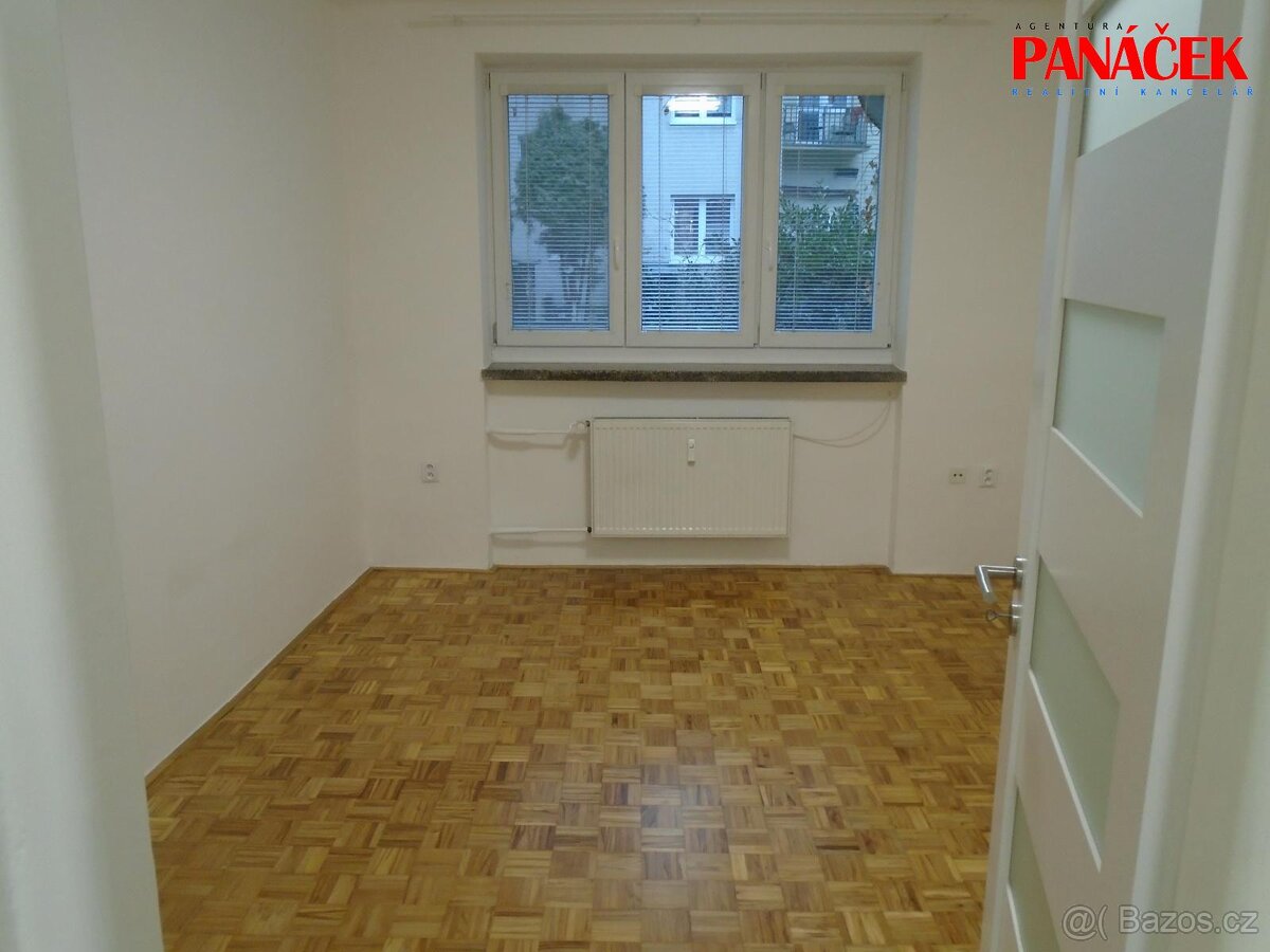 Pronájem bytu 1+1 Zlín rekonstrukce - 10