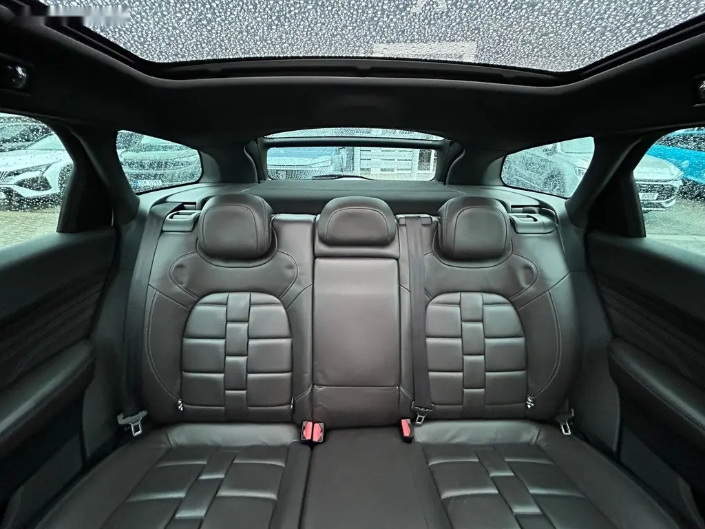 Citroën DS5, 2.0BHDI 180 AT6" SO CHIC"DS60 - 10