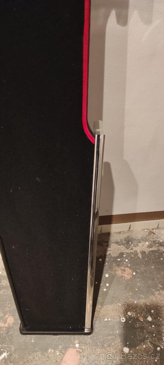 Odkládací stolek Daf - 10