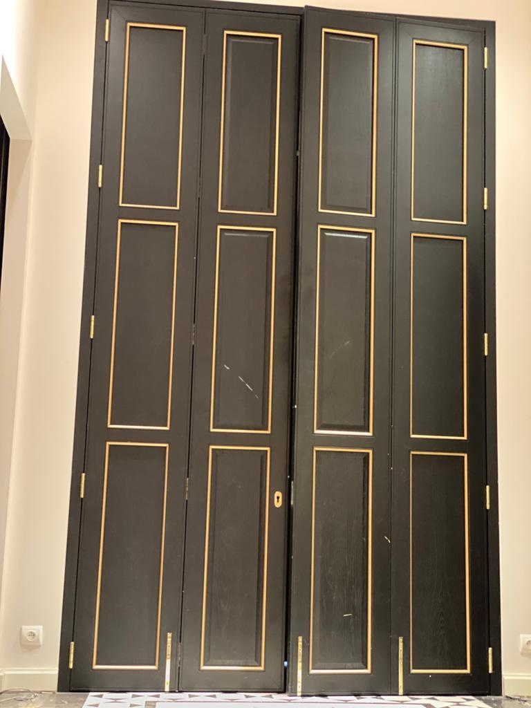 Dveře, regály, police, vitríny - 10