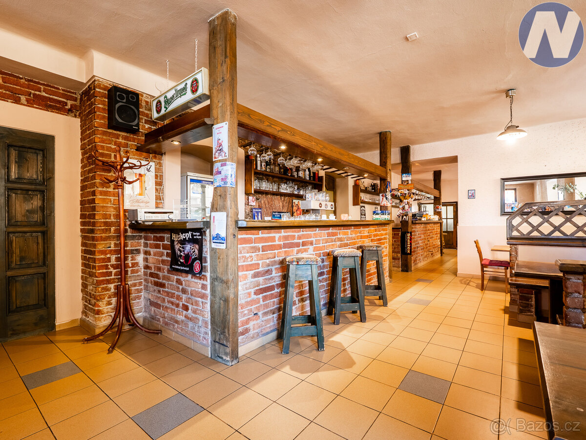 Prodej komerčního objektu, Komenského, Husinec - 10