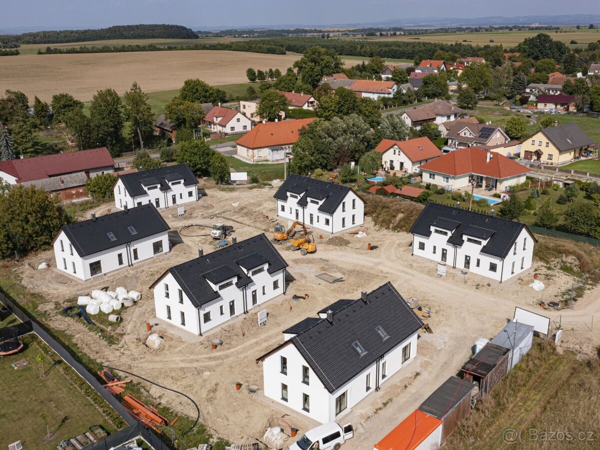 Prodej rodinného domu 4+1 96m2, zahrada 413 m2 - 10