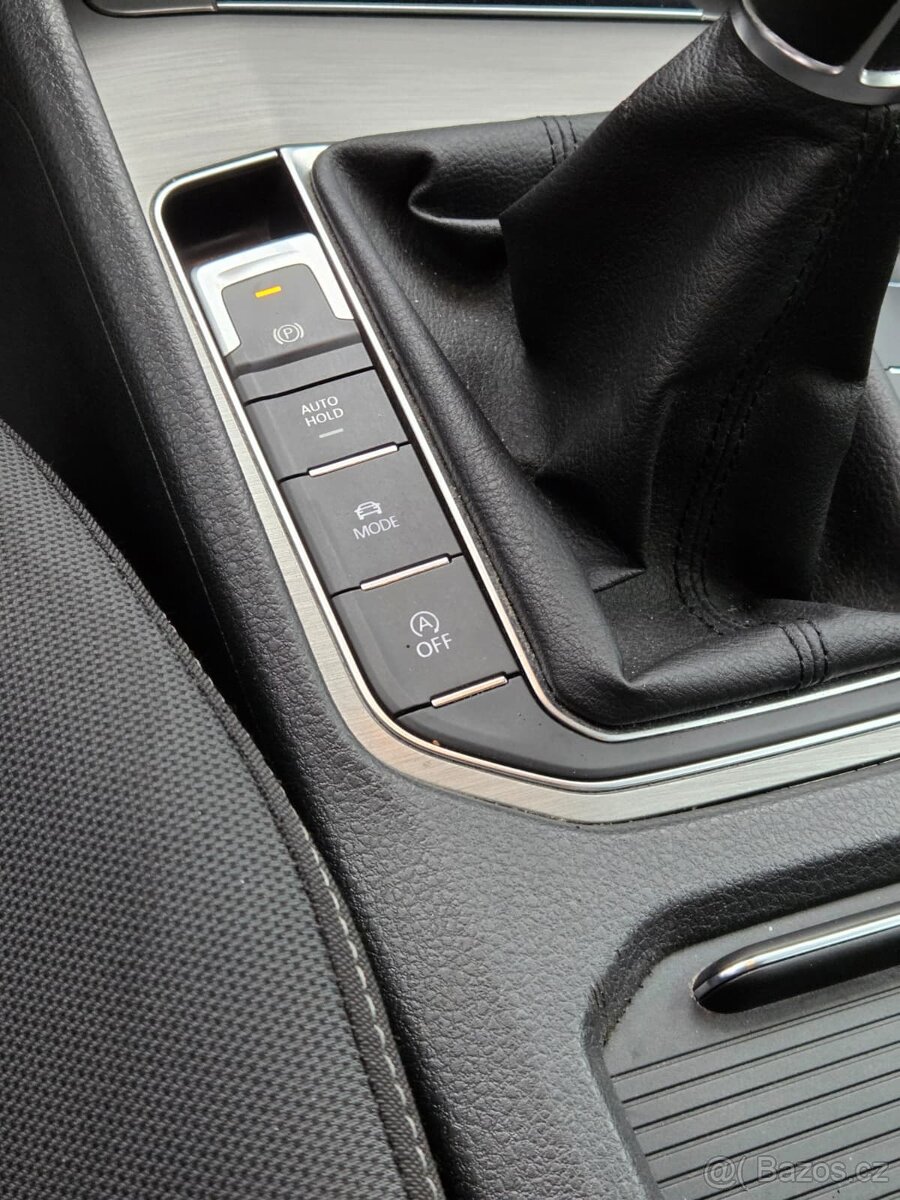 VW Golf 7 SPORTSVAN,2.0TDI,R.V.2014,205KKM,Tažné,ZÁRUKA - 10