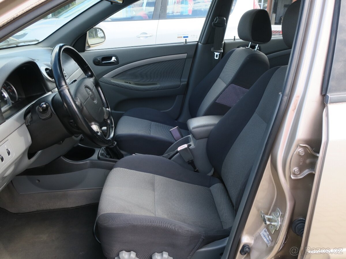 Chevrolet Nubira 2.0 TCDi 89 kW - 10