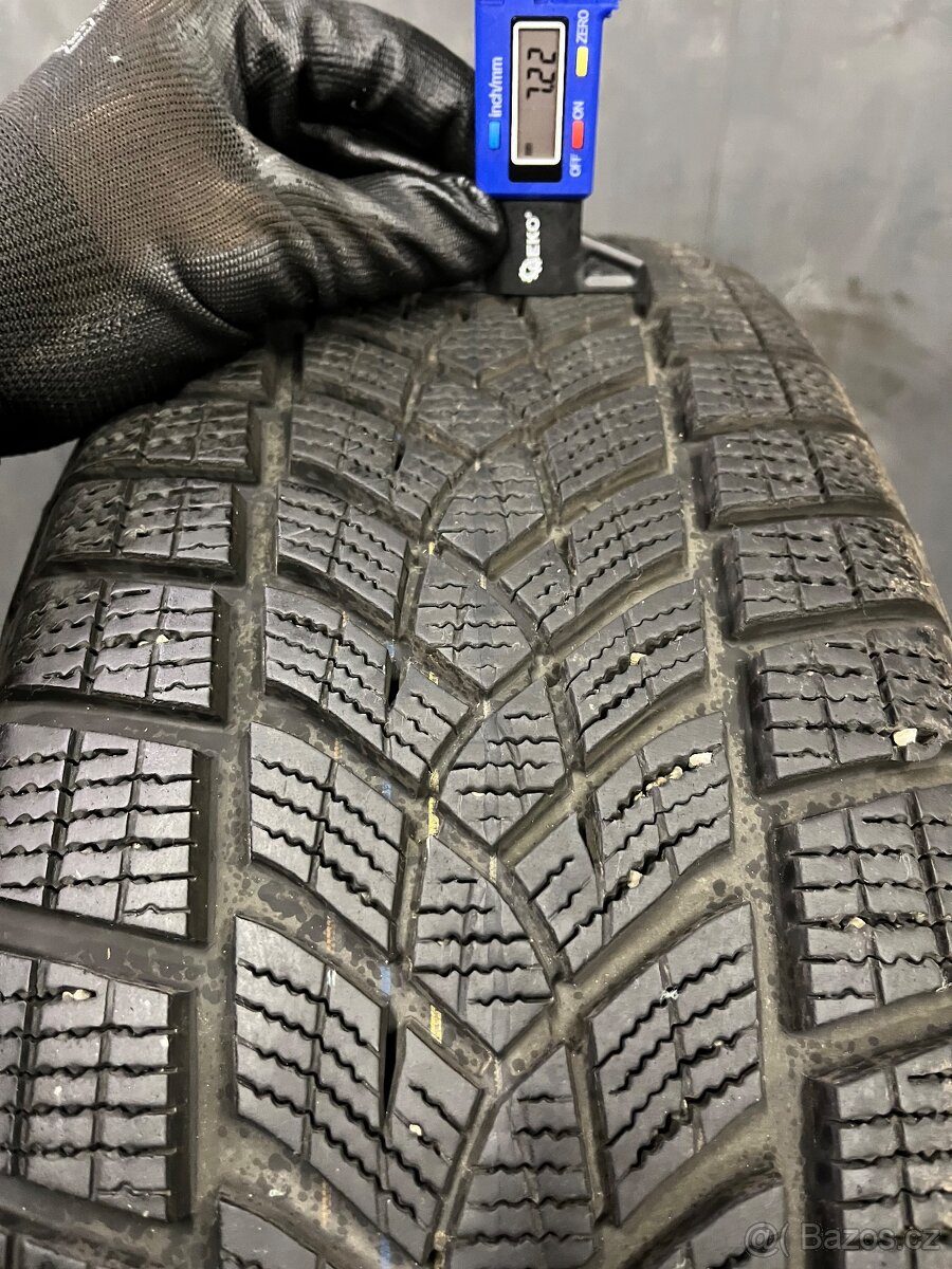 alu Kola RIAL 5x108 225/65/17 Ford kuga 7jx17h2 ET 40,5 - 10