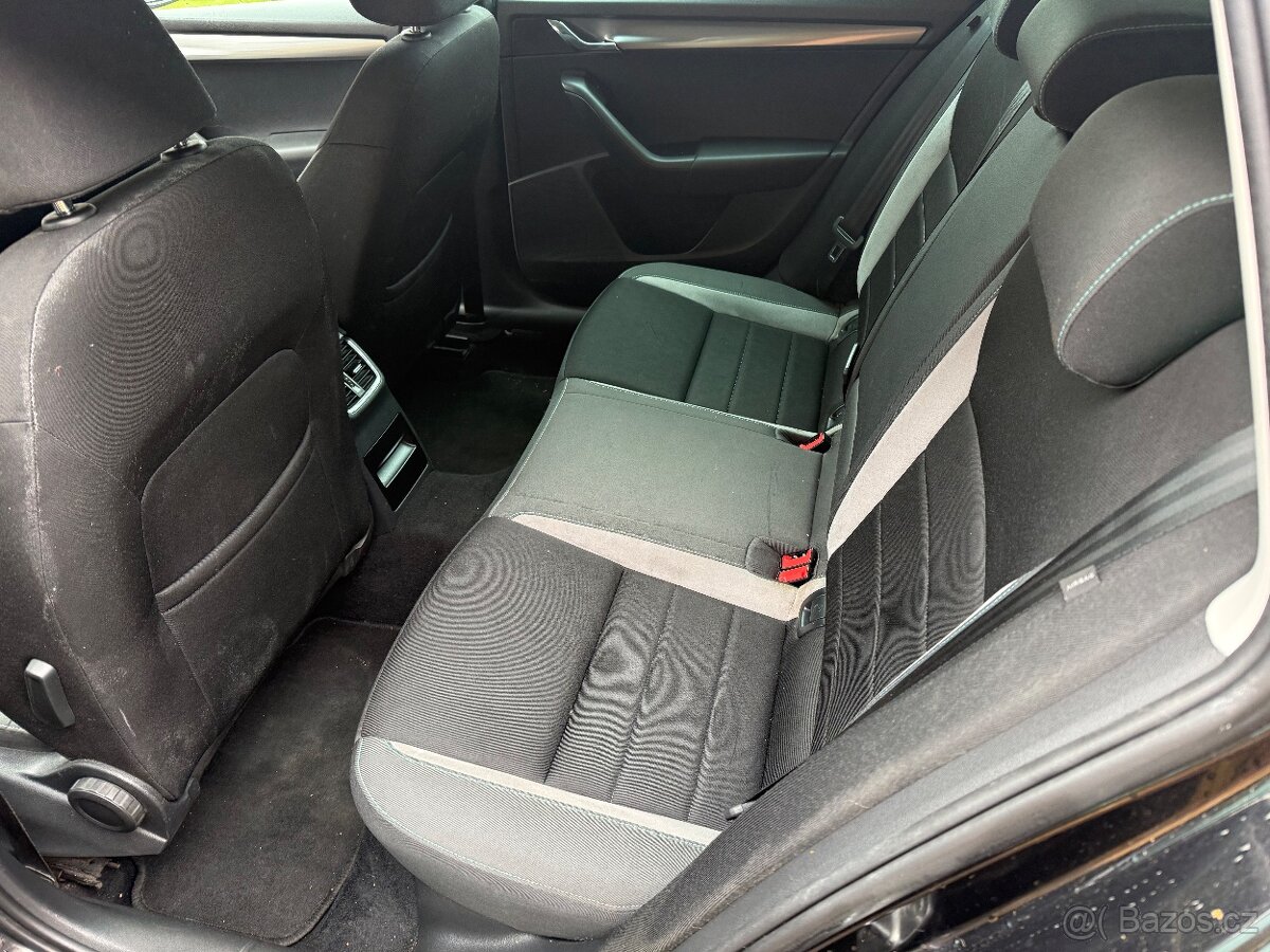 ŠKODA OCTAVIA KOMBI 3 2017 2.0TDI JOY - 10