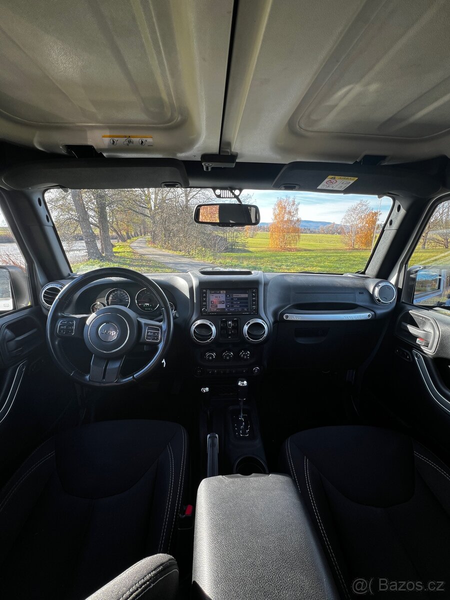 Jeep Wrangler 2.8, nafta, 2015 - 10