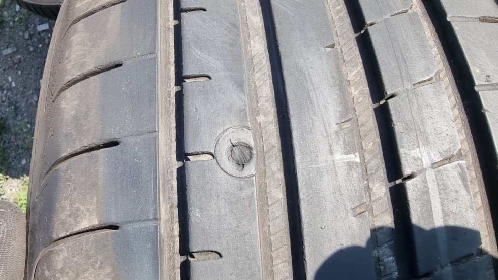 Letní pneu 225/55/17 Good Year - 10