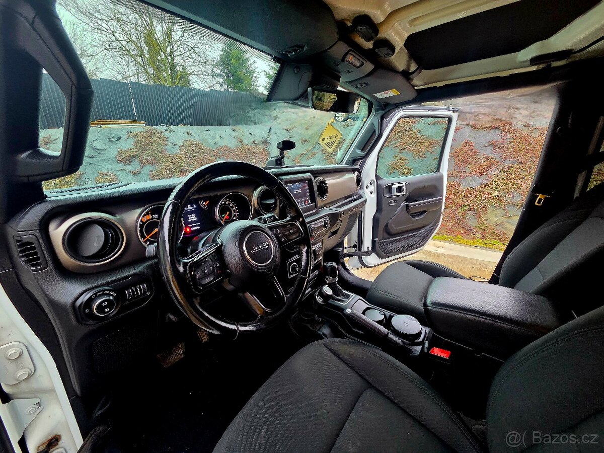 Jeep Wrangler Unlimited 2.2CRD - 10