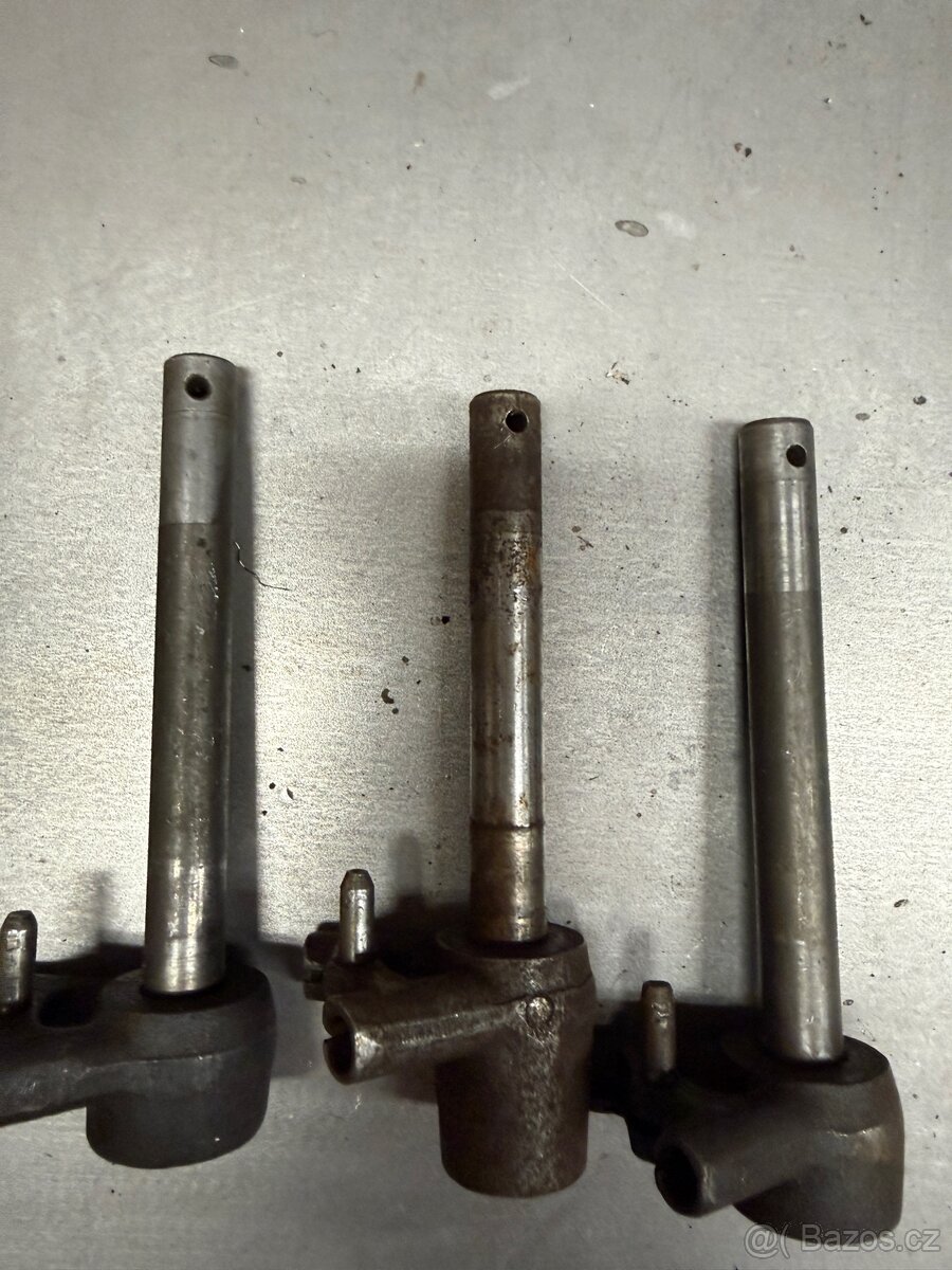 Jawa/Čz - díly převodovek 16x - 10