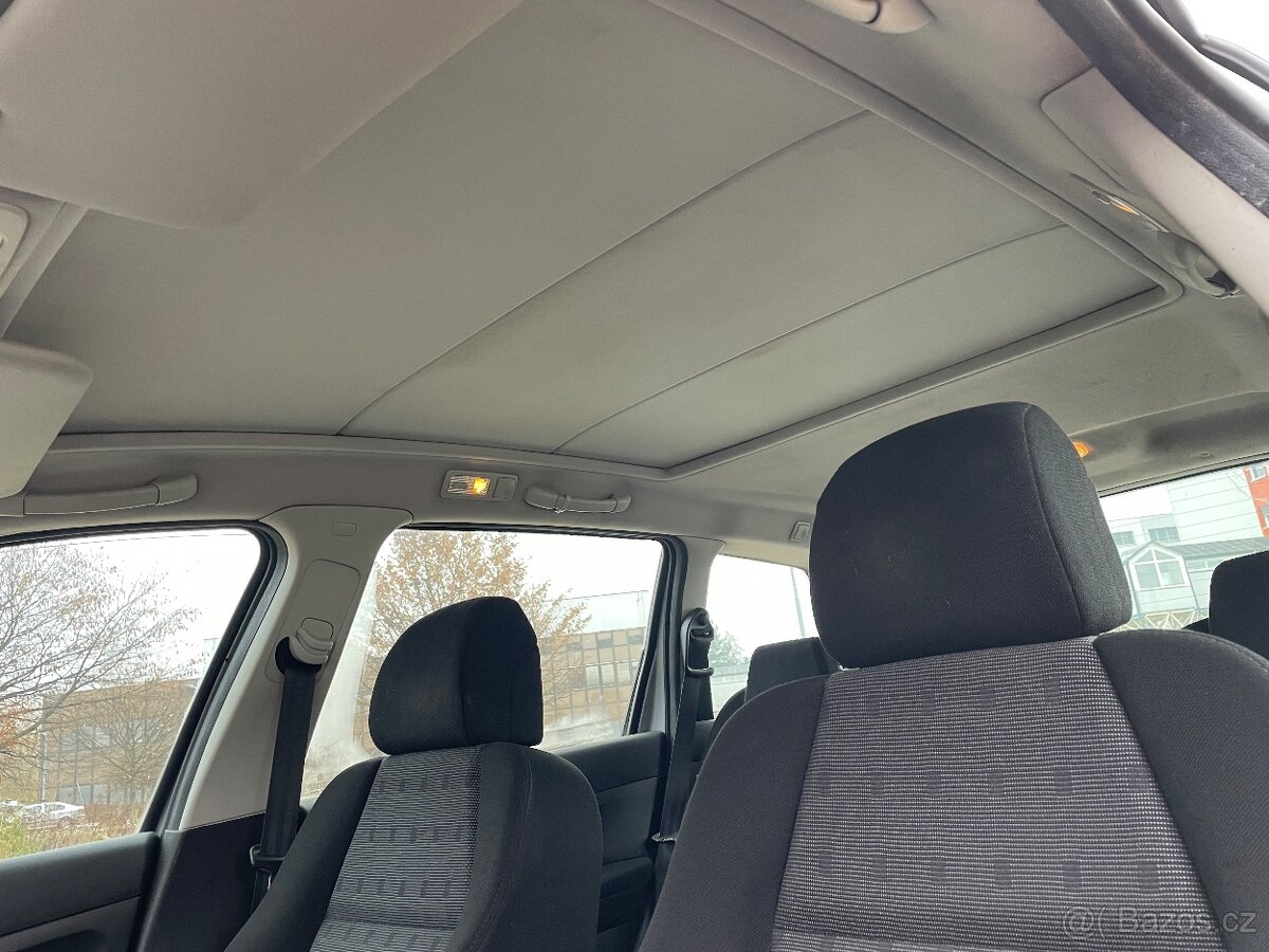 Peugeot 307 SW 2.0 HDi 2003, tažné, panorama, 7 místné,zimní - 10