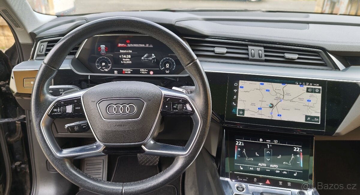 Audi e-tron Sportback 55 Quattro 95 kWh max výbava +DPH - 10