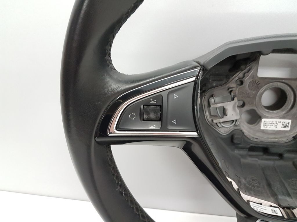 Tříramenný multifunk. volant Fabia III 5E0419091AG TOP stav - 10