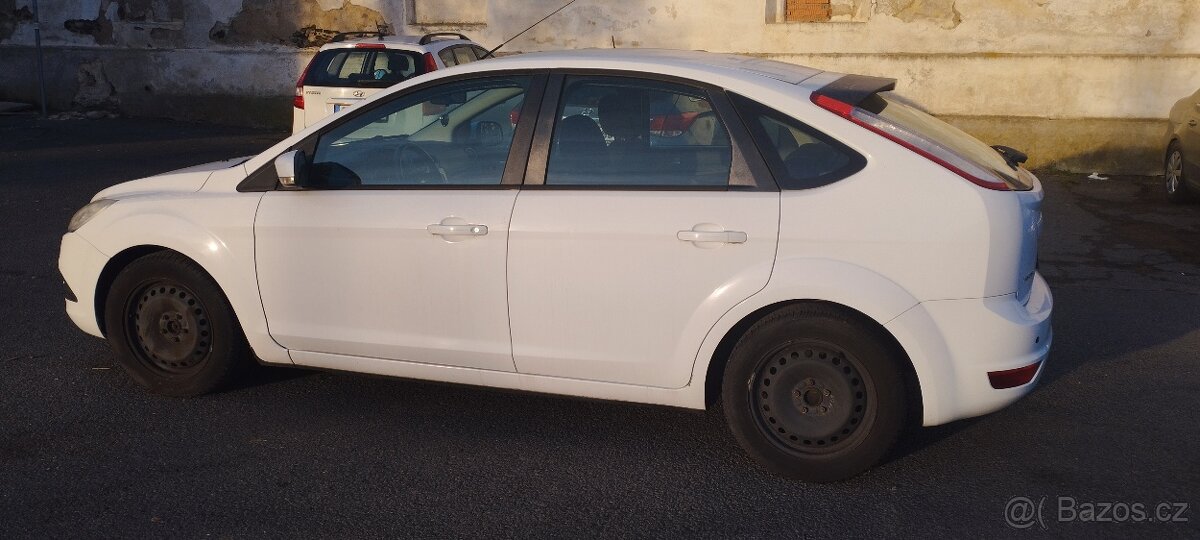 Ford Focus II, 2011, 1.6, benzín, 74 kW - 10