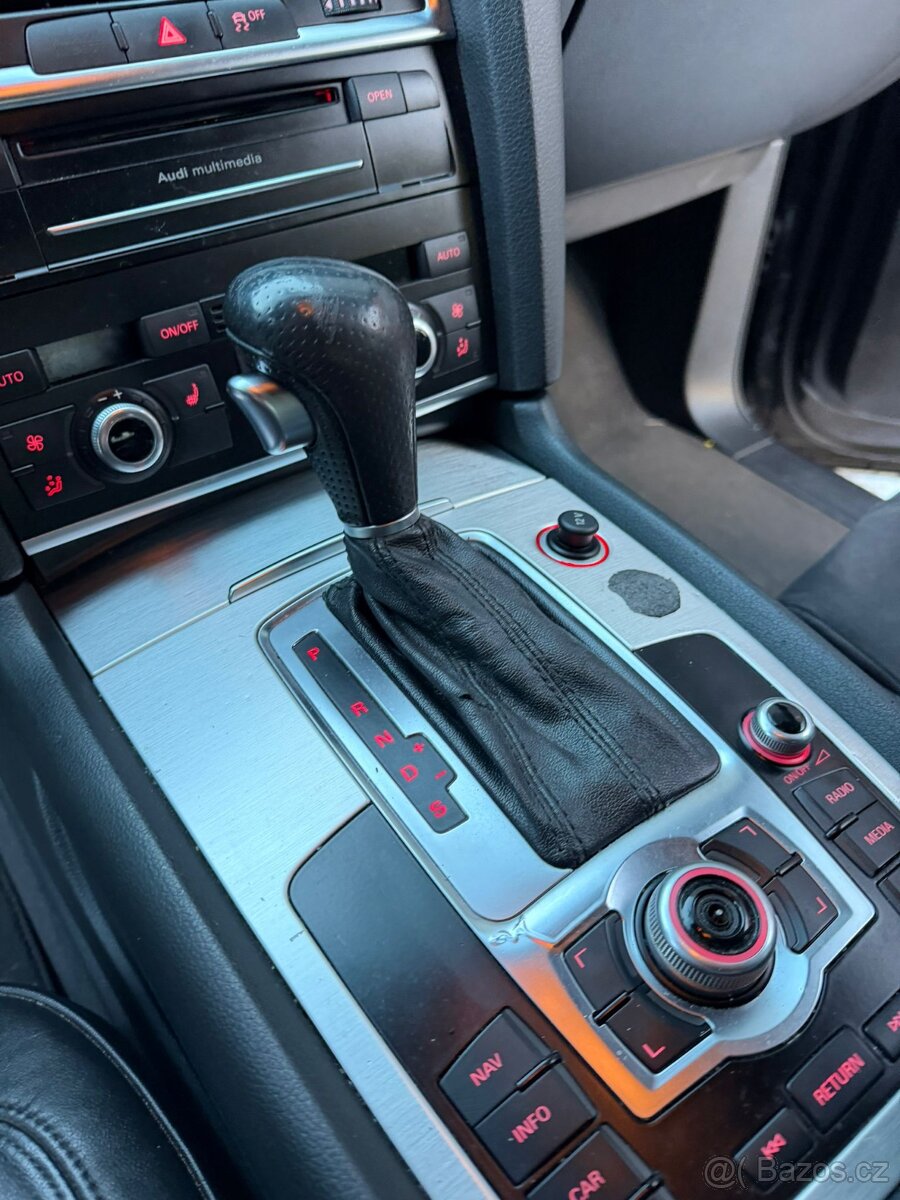 AUDI Q7 3× S-LINE 3.0 TDI 180 kW - na splátky bez registru - 10