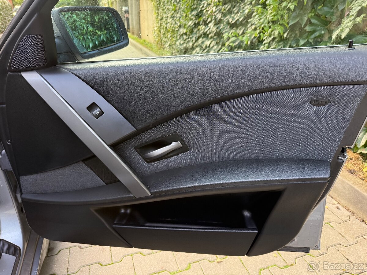 BMW 523 E60 2005 manual 130kw - 10