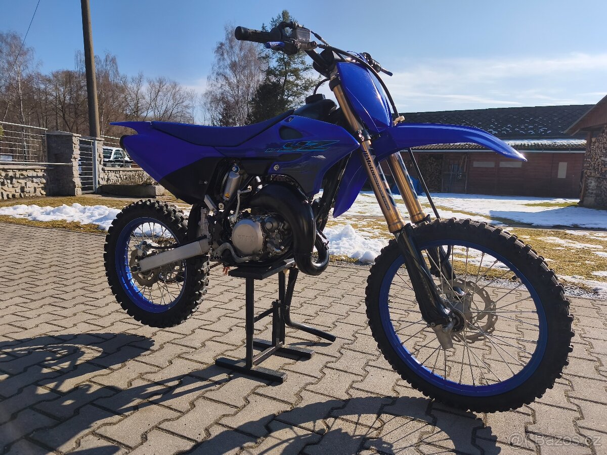 Yamaha yz85 - 10