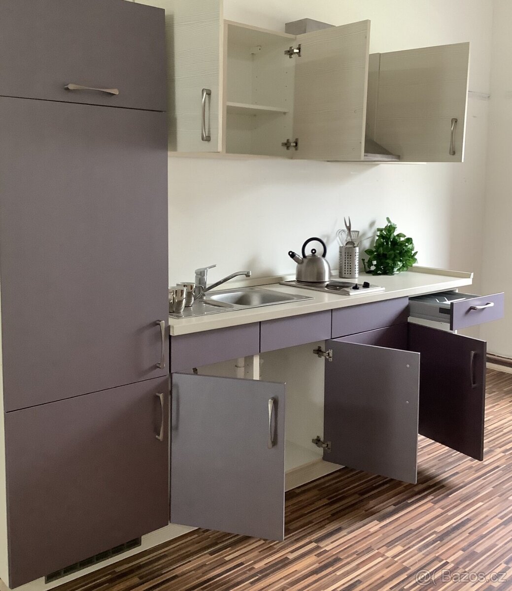 Moderní kuchyně MOLLY - 10