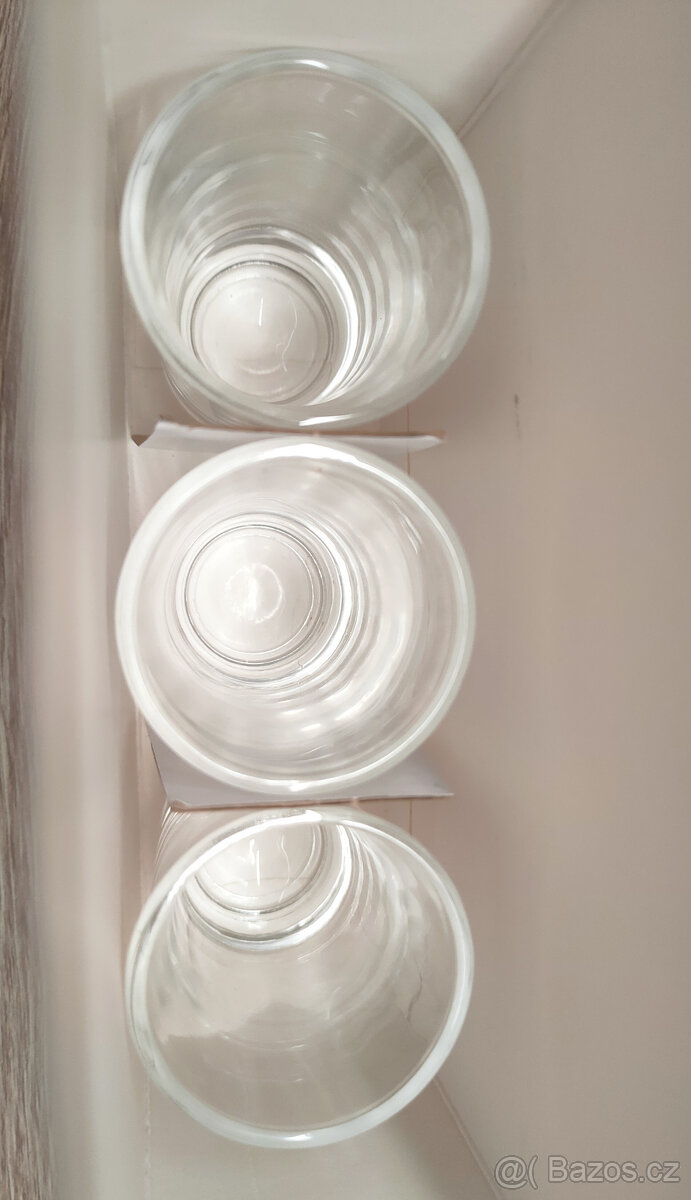 dřevěný nosič na 6 panáků - 10