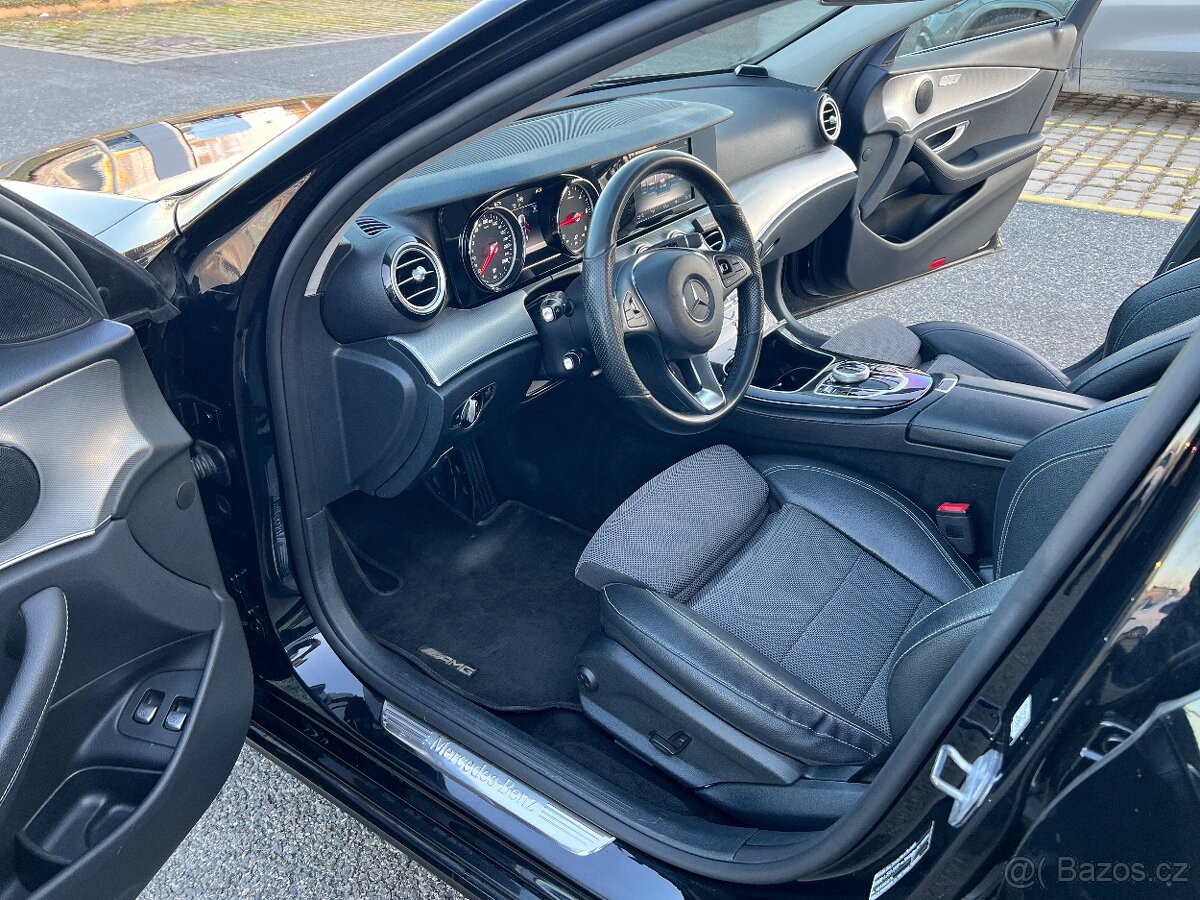 MERCEDES-BENZ E220d - 10