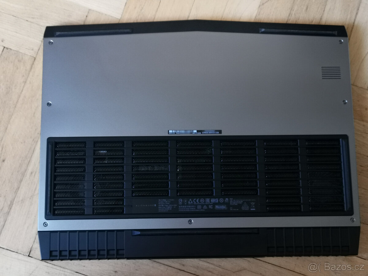 DELL Alienware 17 R4 herní 4K UHD LCD/i7/32G/2TB SSD/GF1080 - 10