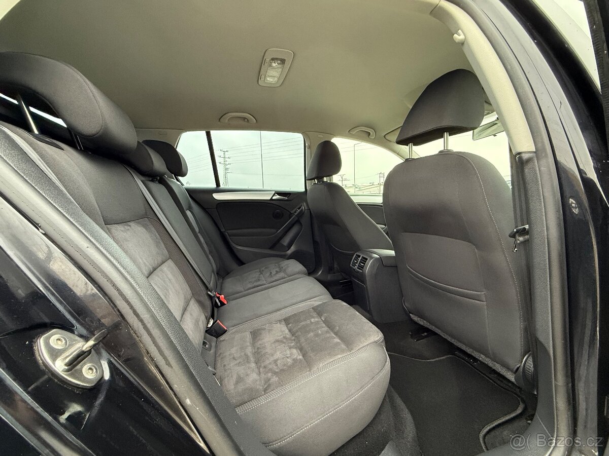 Volkswagen Golf VI • 1.4 TSI 90 kW • NOVÉ ROZVODY • 2 x pneu - 10