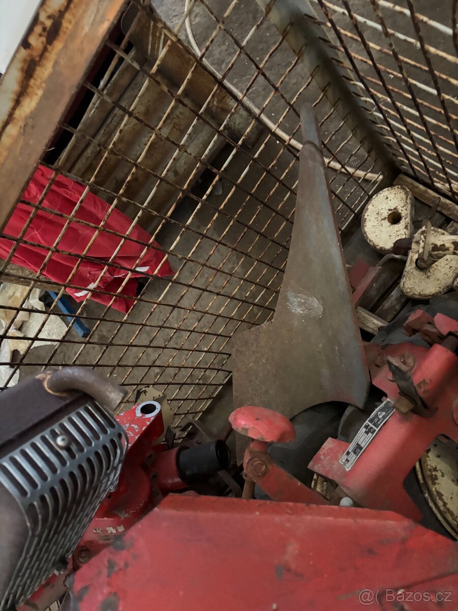 Prodám tera vari MJ-5 agrostroj Jičín s příslušenstvím - 10