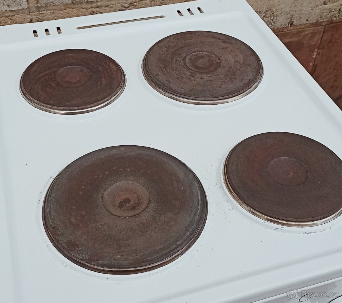 Elektrický sporák Mora typ ES100MW litinové plotny - 10